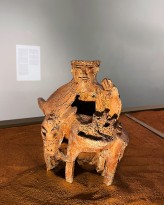 Нахум Гутман — Продавец кур, 1969-73 (терракота)