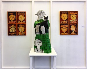 Александр Шаморин - Черный кот и Лица (диптих), 1985 (шамот, дерево, темпера, лак, цветные глазури)