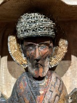 Николай Чудотворец в киоте с 10 клеймами жития. XVIII в, фрагмент.